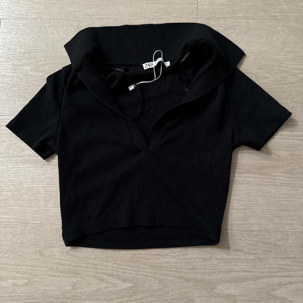 Zara Black V-Neck Crop Top